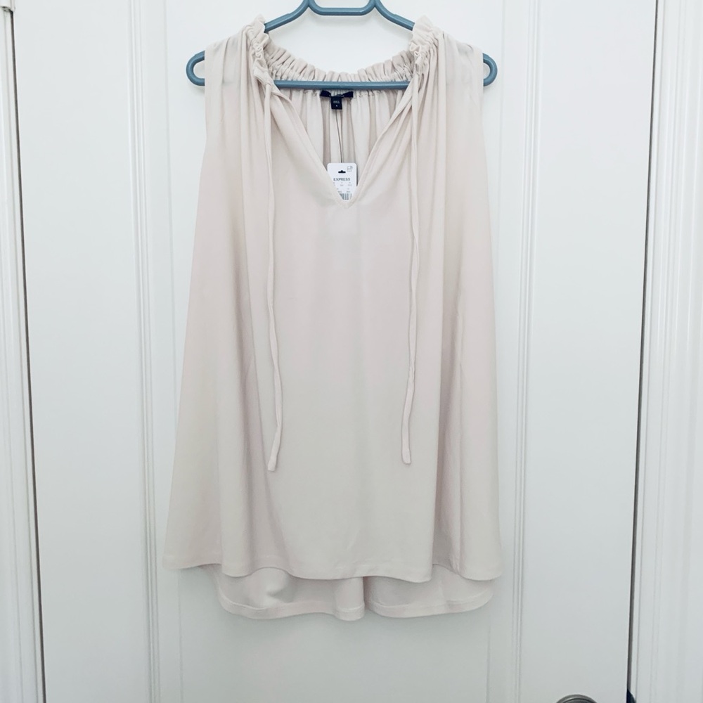 NWT Express Cream Skimming V-Neck Tie Front Tank - Loose Fit